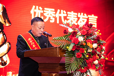 E:2024年宣传工作2024.22.22121非凡运业第三届第九次职工代表大会顺利召开官网图官网20240202-01-赞美会驾驶员讲话.jpg E:2024年宣传工作2024.22.22121非凡运业第三届第九次职工代表大会顺利召开官网图官网20240202-01-赞美会驾驶员讲话.jpg