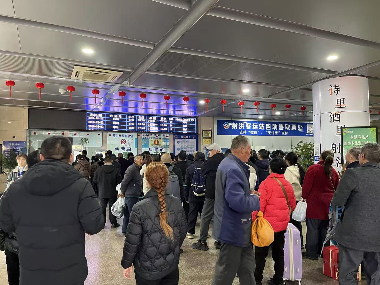 每一公里归途，都有他们的坚守